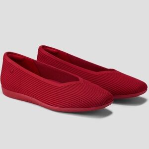 Vivaia Shoes Size EU 43 Red Margot Walker Comfy Square Toe V-Cut Flats